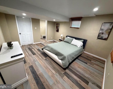 7428 Mason Lane - Photo Thumbnail 9