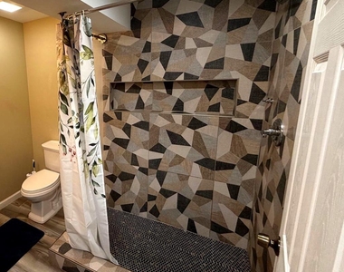 7428 Mason Lane - Photo Thumbnail 6
