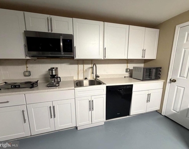 7428 Mason Lane - Photo Thumbnail 12