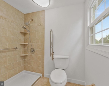 12805 Melvue Court - Photo Thumbnail 14