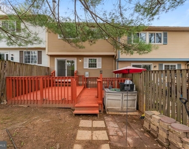 11562 Ivy Bush Court - Photo Thumbnail 21