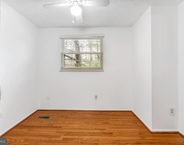 11562 Ivy Bush Court - Photo Thumbnail 9