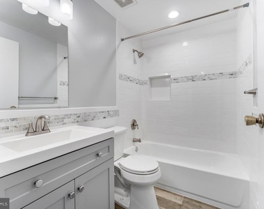 11562 Ivy Bush Court - Photo Thumbnail 13