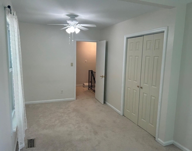 6001 Rabbit Court - Photo Thumbnail 16