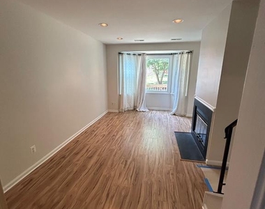 6001 Rabbit Court - Photo Thumbnail 6