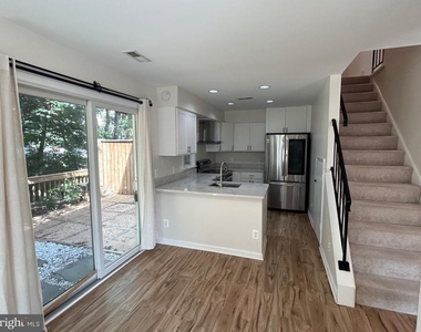 6001 Rabbit Court - Photo Thumbnail 5