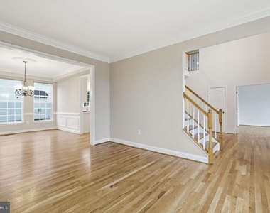 4314 Summit Place - Photo Thumbnail 7