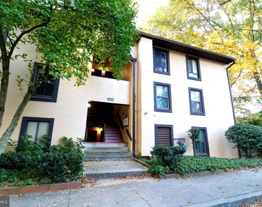 2249 Castle Rock Square - Photo Thumbnail 1
