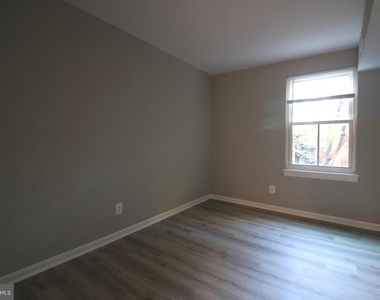 2249 Castle Rock Square - Photo Thumbnail 16