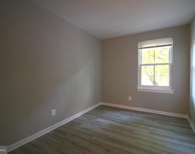 2249 Castle Rock Square - Photo Thumbnail 14