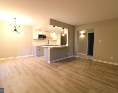 2249 Castle Rock Square - Photo Thumbnail 11