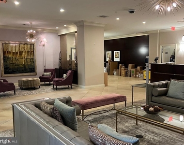 2451 Midtown Avenue - Photo Thumbnail 3