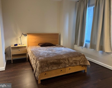 2451 Midtown Avenue - Photo Thumbnail 25