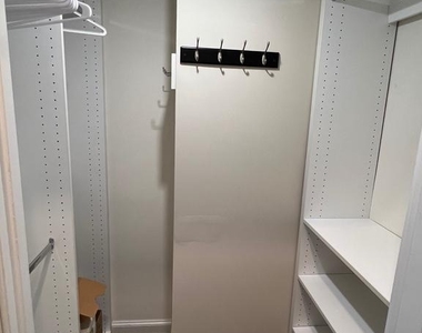 2451 Midtown Avenue - Photo Thumbnail 28