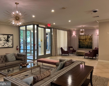 2451 Midtown Avenue - Photo Thumbnail 2