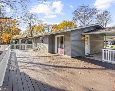 4307 San Carlos Drive - Photo Thumbnail 21