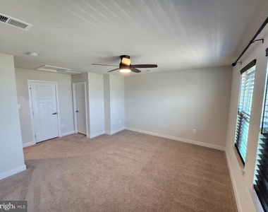 2626 Jetstream Road - Photo Thumbnail 13