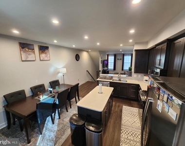 2626 Jetstream Road - Photo Thumbnail 2
