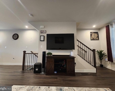 2626 Jetstream Road - Photo Thumbnail 23