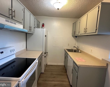 2311 Pimmit Drive - Photo Thumbnail 1