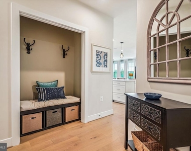2324 Wind Charm Street - Photo Thumbnail 4