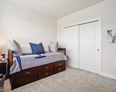 2324 Wind Charm Street - Photo Thumbnail 29