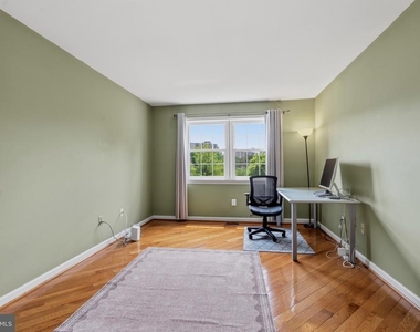 6313 Manchester Way - Photo Thumbnail 30