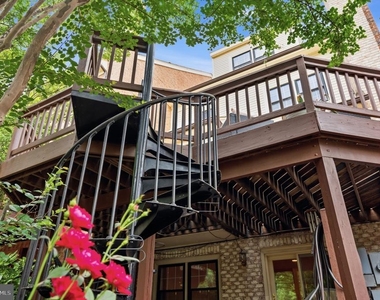 6313 Manchester Way - Photo Thumbnail 57