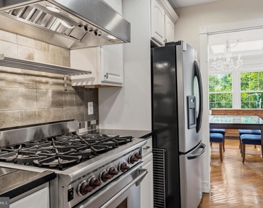 6313 Manchester Way - Photo Thumbnail 24