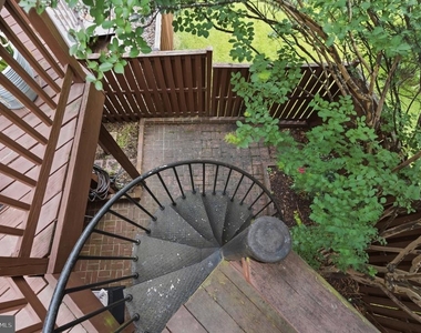 6313 Manchester Way - Photo Thumbnail 58