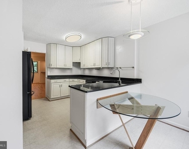 2242 Cartwright Place - Photo Thumbnail 14