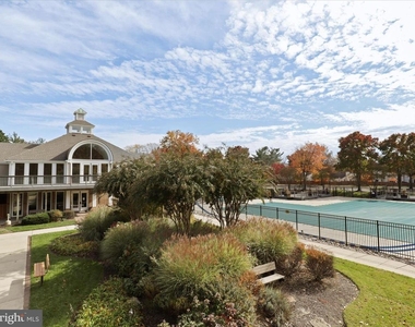 7441 Heatherfield Lane - Photo Thumbnail 26