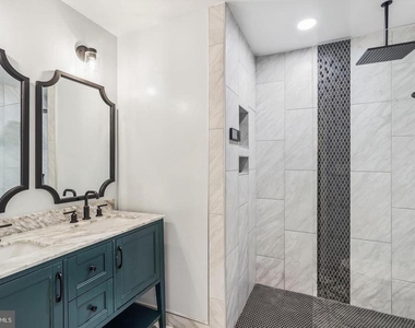 6010 Sunset Ridge Court - Photo Thumbnail 16