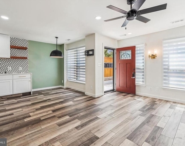 6010 Sunset Ridge Court - Photo Thumbnail 5