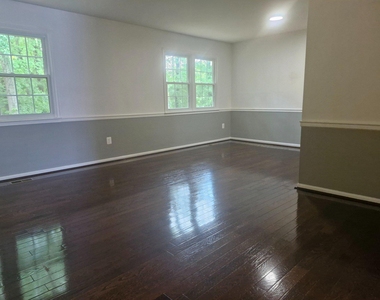 7437 Jayhawk Street - Photo Thumbnail 3