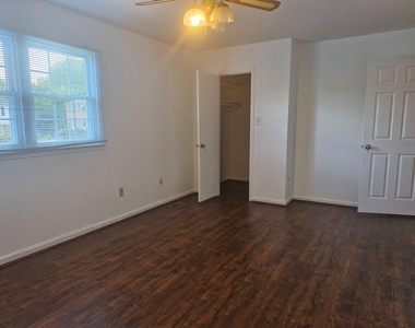 7437 Jayhawk Street - Photo Thumbnail 8