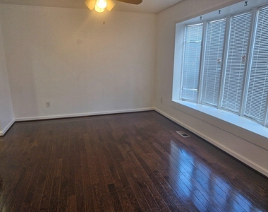 7437 Jayhawk Street - Photo Thumbnail 7