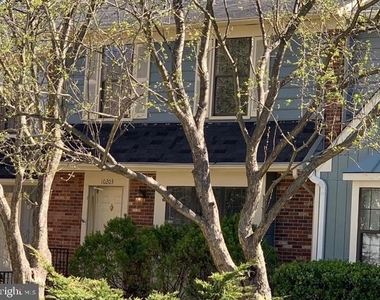10203 Scarborough Commons Court - Photo Thumbnail 20