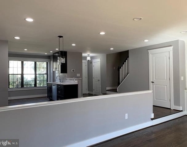 10203 Scarborough Commons Court - Photo Thumbnail 11