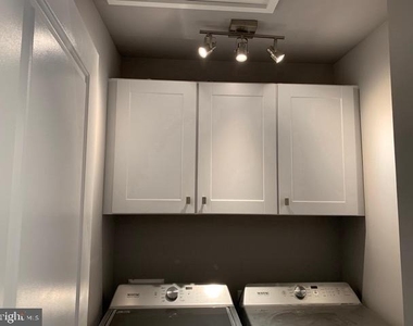10203 Scarborough Commons Court - Photo Thumbnail 16
