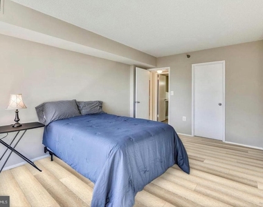 1808 Old Meadow Road - Photo Thumbnail 10