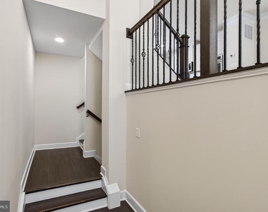 3698 Ambrose Hills Road - Photo Thumbnail 14