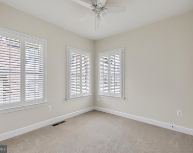 3698 Ambrose Hills Road - Photo Thumbnail 37
