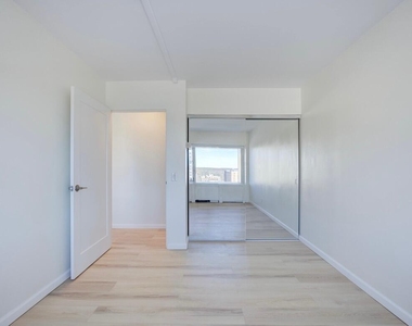555 E William Street - Photo Thumbnail 7