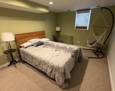 213 W Summit Street - Photo Thumbnail 13