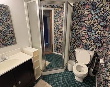 213 W Summit Street - Photo Thumbnail 14