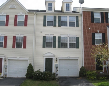 108 Monticello Square - Photo Thumbnail 1