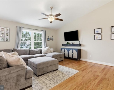 1617 Tomahawk Trail - Photo Thumbnail 4