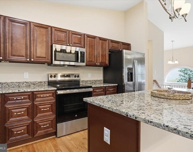 1617 Tomahawk Trail - Photo Thumbnail 8