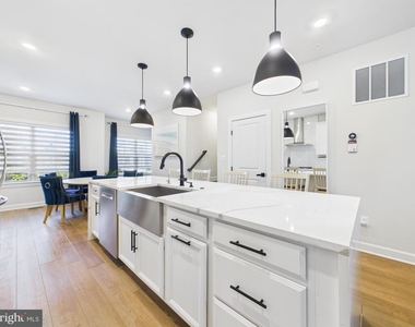 3711 Mayors Way - Photo Thumbnail 13